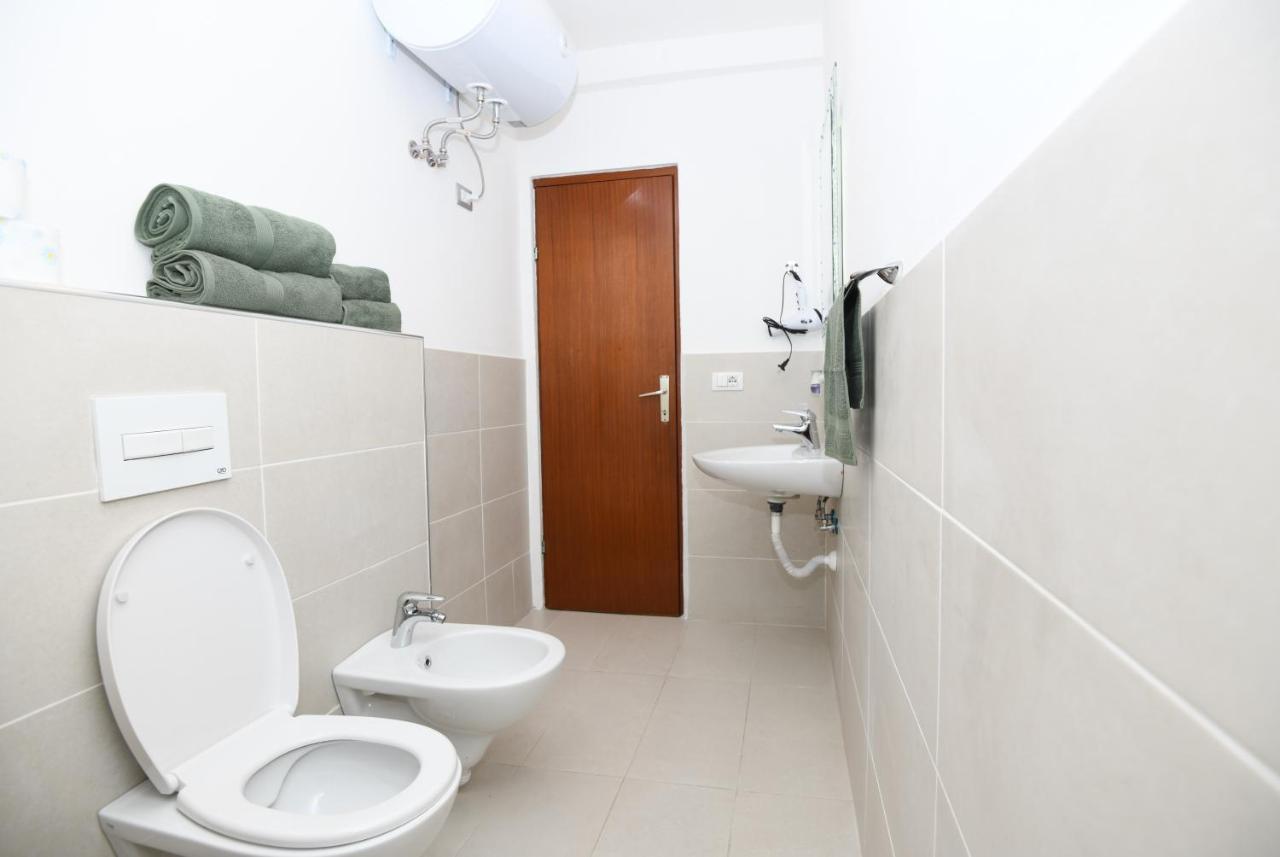 Rondine Studio Apartment Tirana Zewnętrze zdjęcie