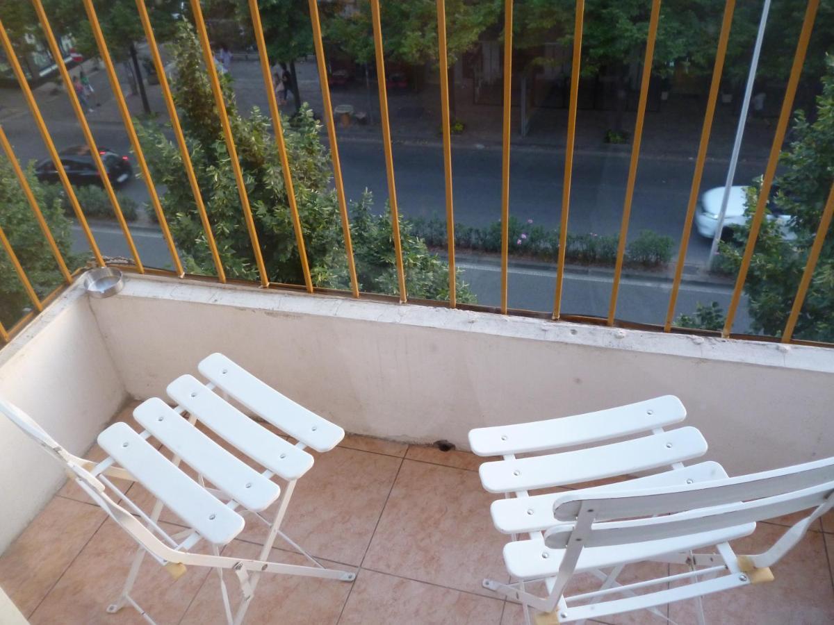 Rondine Studio Apartment Tirana Zewnętrze zdjęcie
